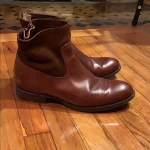 FRYE BOOTS (moderately worn)
